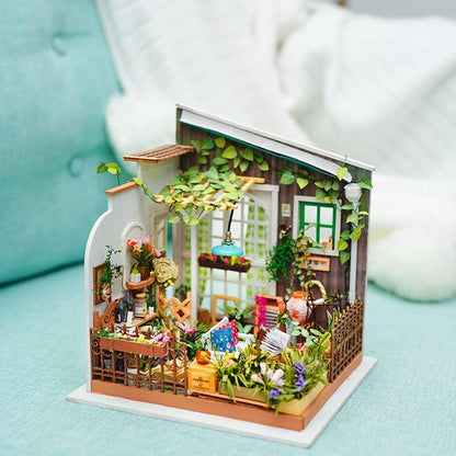 ROBOTIME DIY Miniature Dollhouse Kits Wooden Dollhouse Model DG102 DG104 DG108 DG109