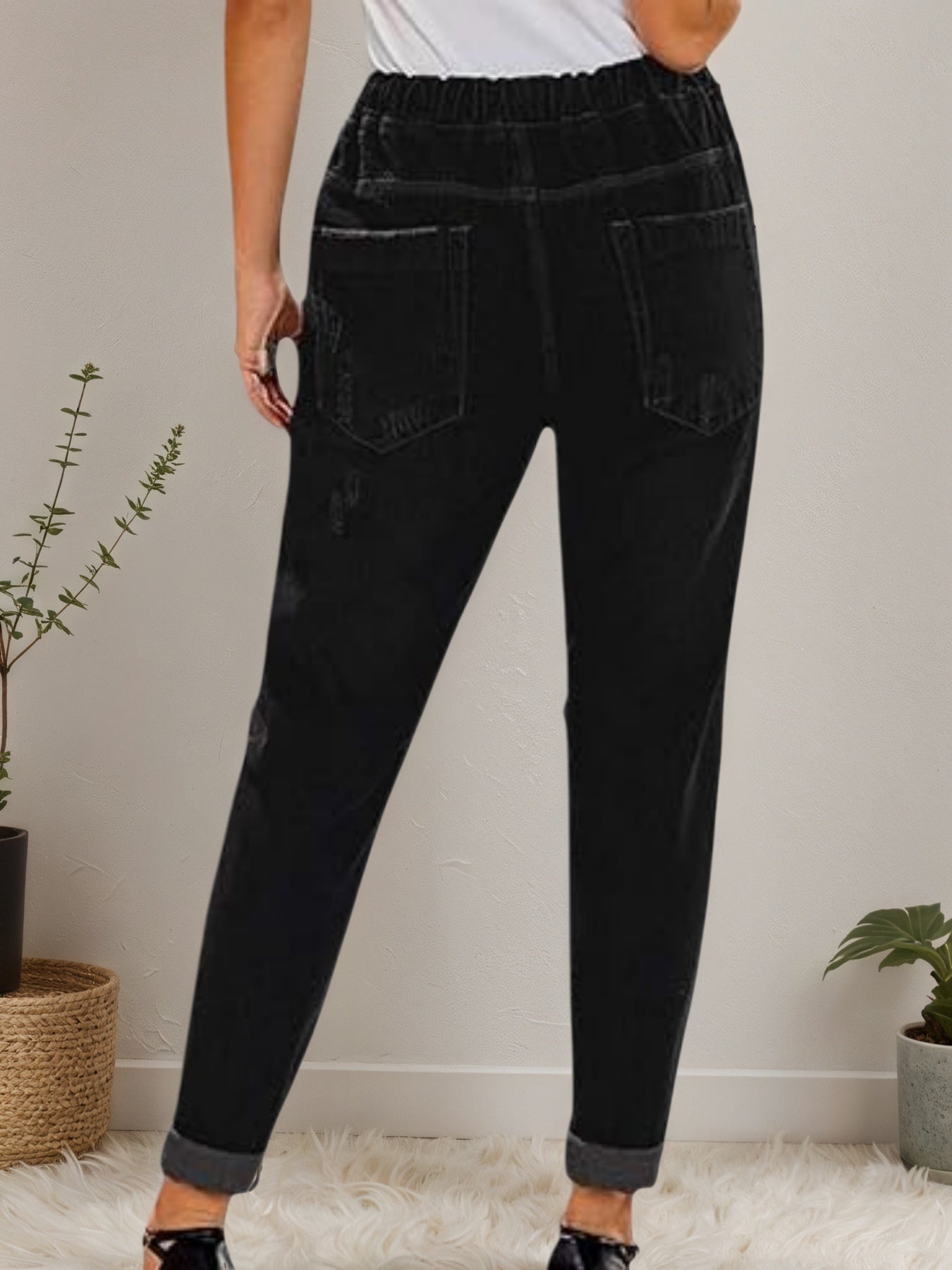 New Women’s Casual Set Wearing Distressed Stretch Jeans, Elastic Waisted Jeans, Denim Jogging Pants